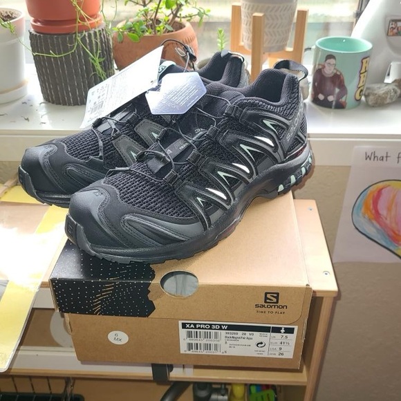 Shoes - Salomon Hiking Shoes